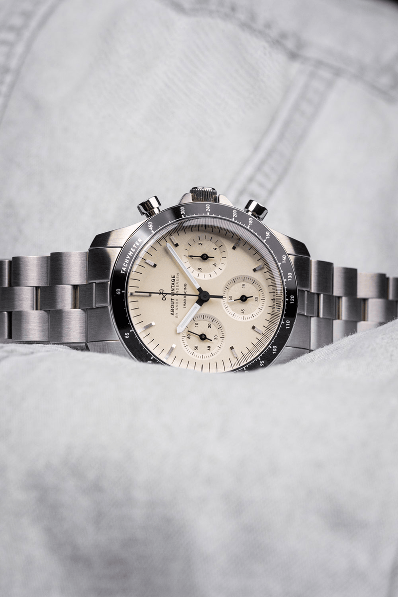 1960 Racing Chronograph by AV86 vintage-inspired chronograph with tachymeter bezel, sapphire crystal, and metal bracelet strap