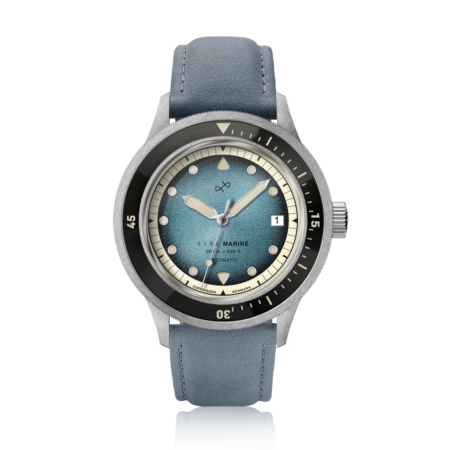 AV86による1956年モデル「Marine Automatic」、スチール製ケースにブルー・フェード仕上げを施したヴィンテージ風時計。ブルーのレザーストラップとスチール製ケースのデザインが特徴です。