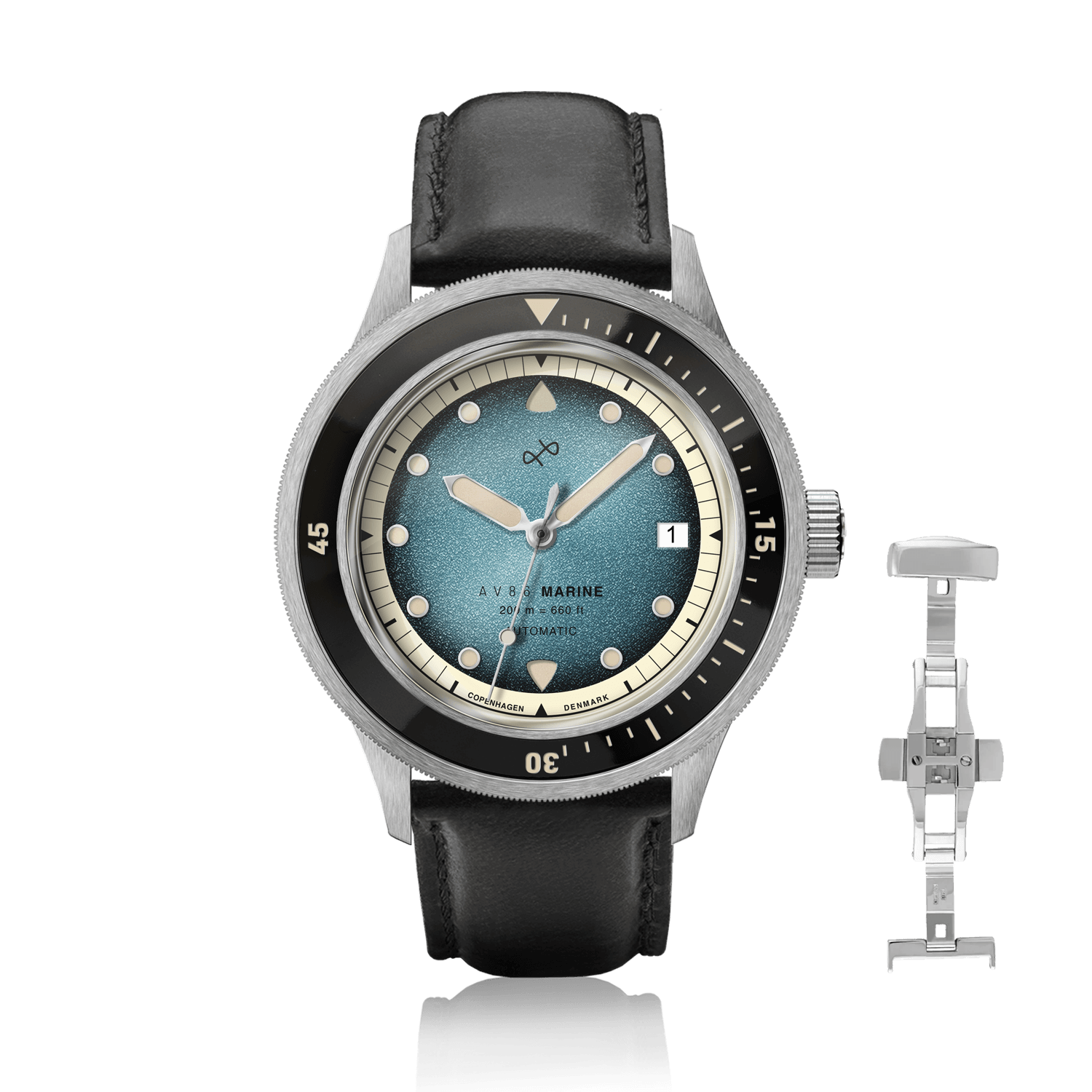 AV86製の1956年モデル「Marine Automatic」、スチール製/ブルーフェードのヴィンテージ風時計。レザーストラップとSapphire Crystalを採用しています。
