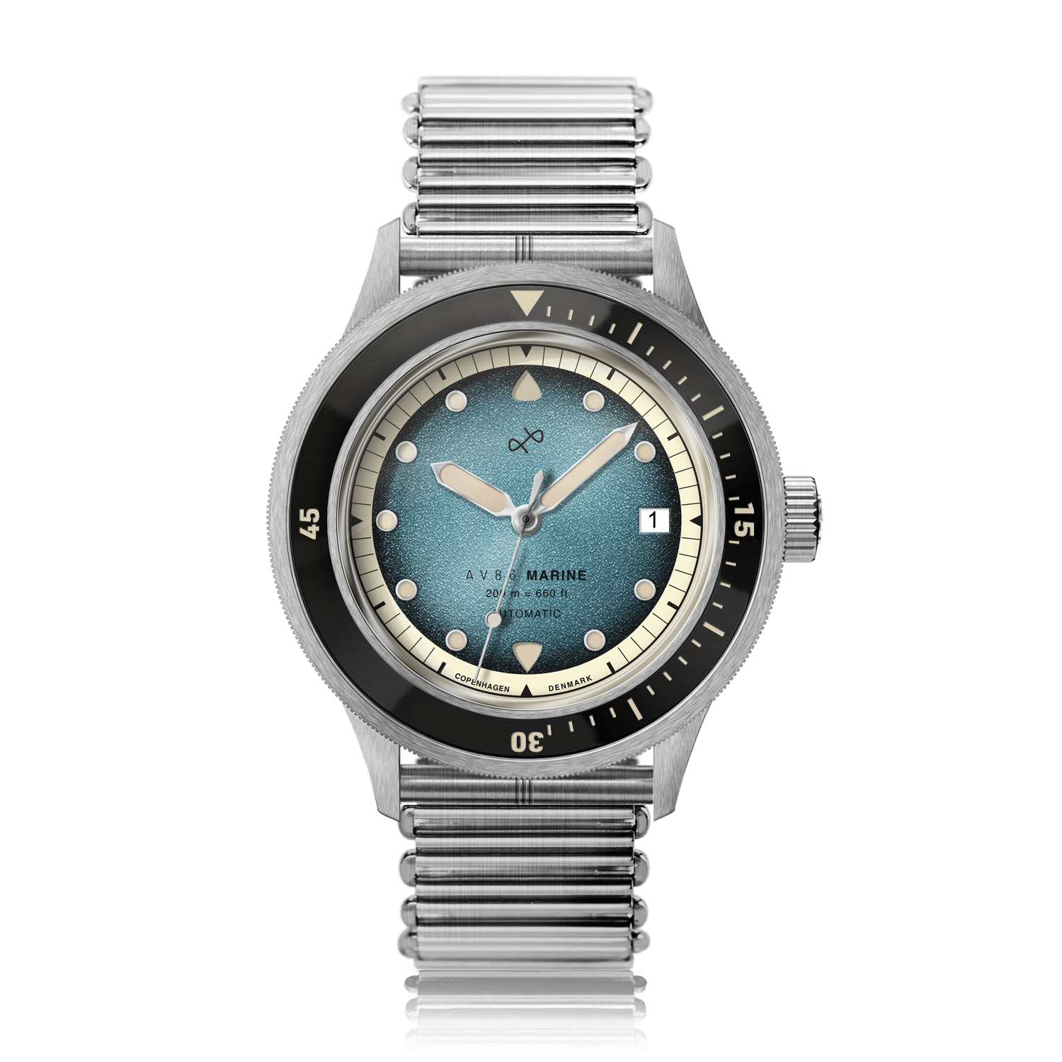 AV86による1956年モデル「Marine Automatic」、スチール製/ブルー・フェード仕様のヴィンテージ風高級タイムピース。ステンレススチール製ブレスレットとブルーのグラデーション文字盤を備えています。
