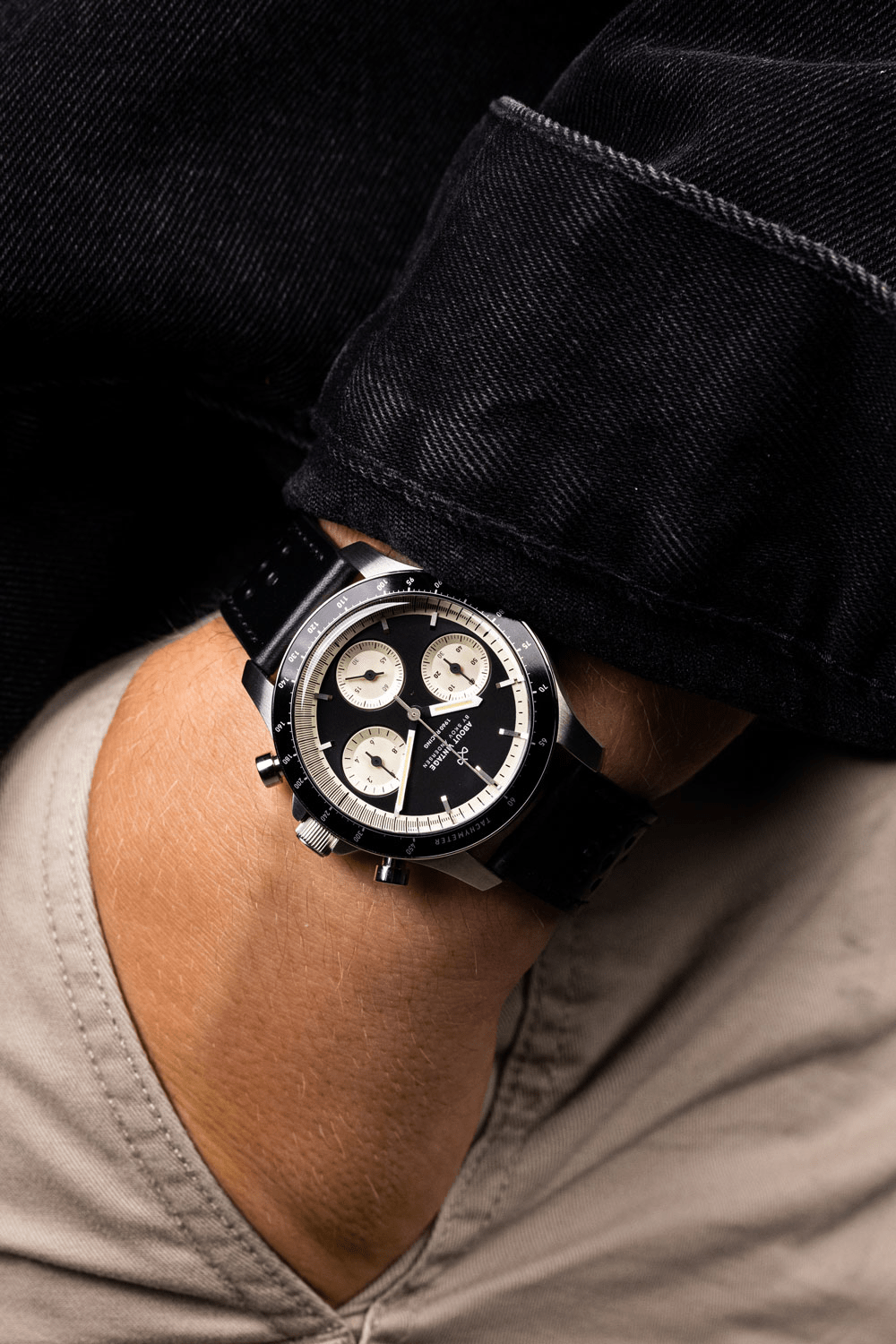 1960 Racing Chronograph by AV86 vintage-inspired racing chronograph with sapphire crystal, sub-dials, and perforated leather strap