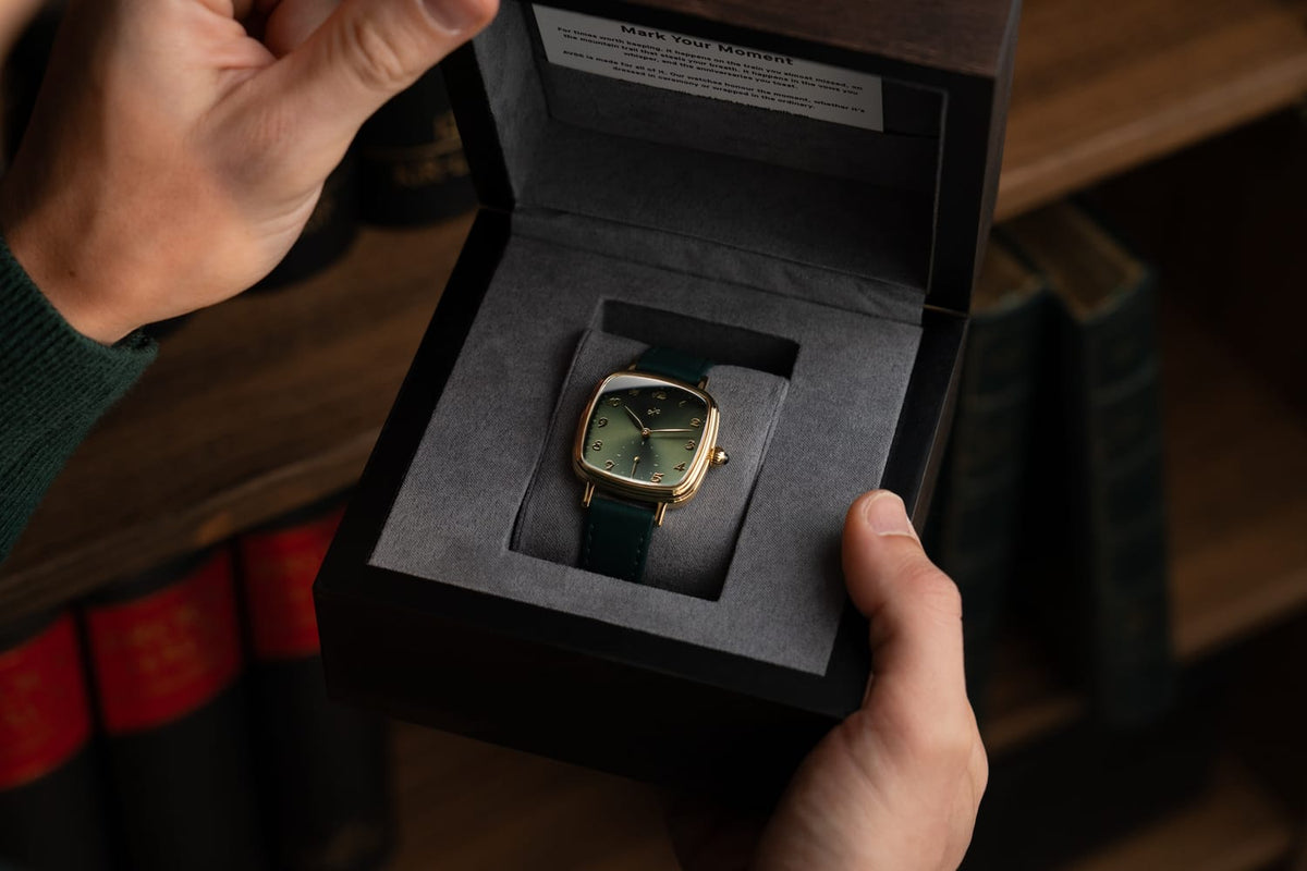 1954 Capri Mechanical, Gold / Green
