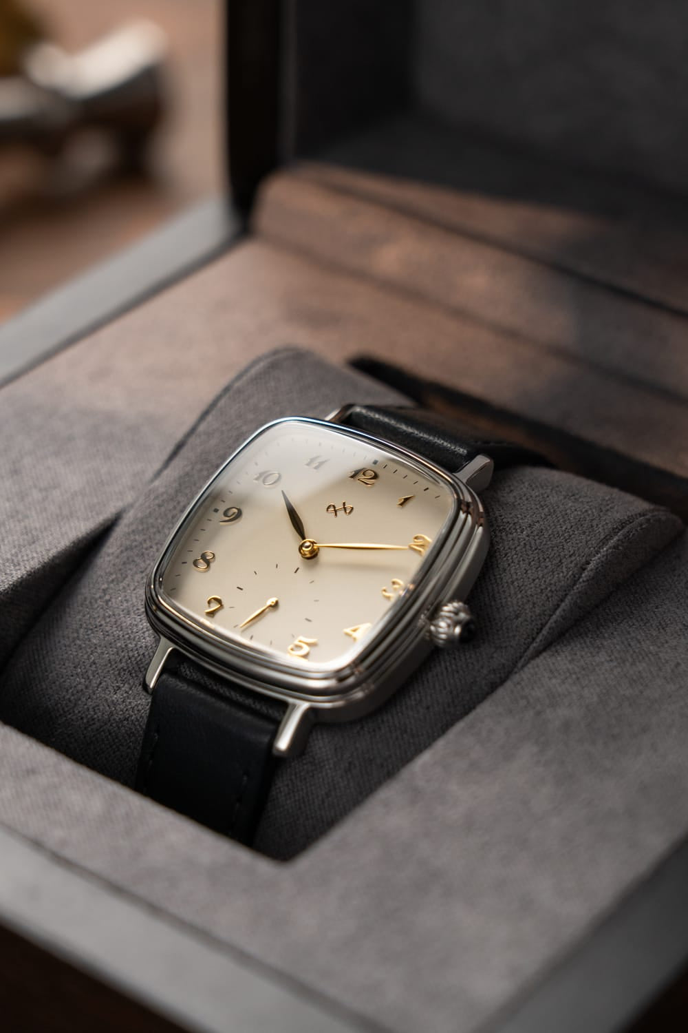 1954 Capri Mechanical, Steel / White