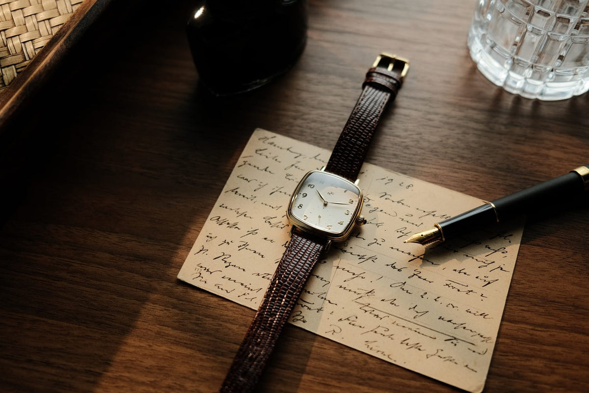 1954 Capri Mechanical, Gold / White