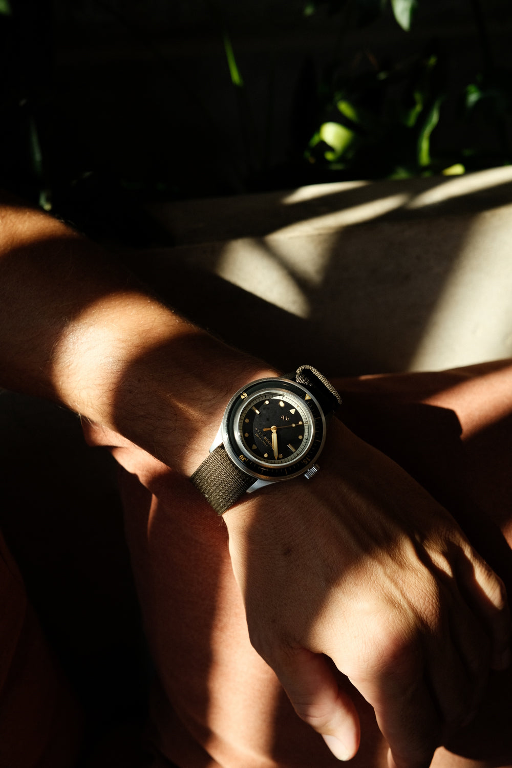 1956 Marine, Steel / Black Gilt