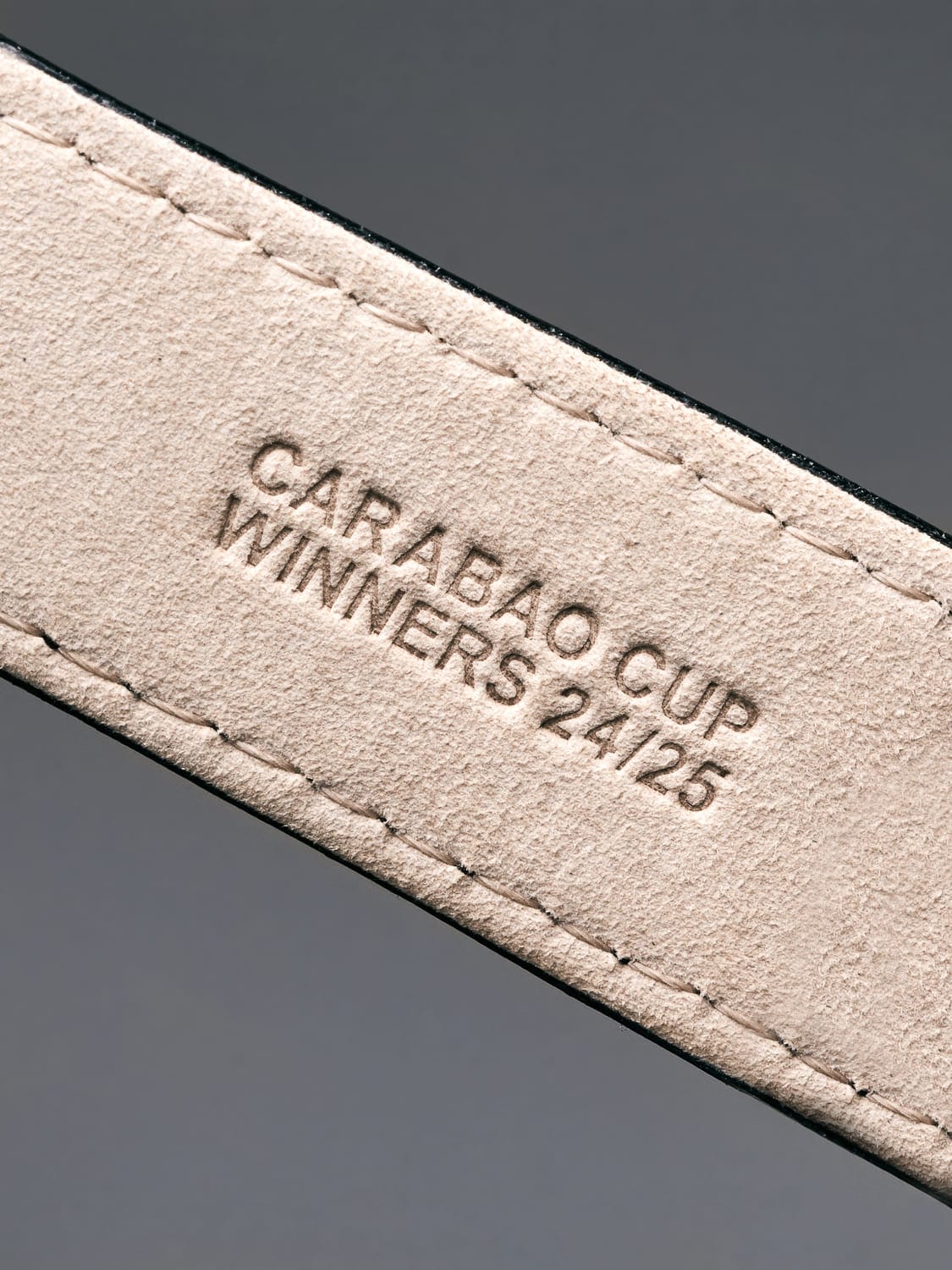 Édition officielle des vainqueurs de la Carabao Cup 24/25, Newcastle United / Montre commémorative