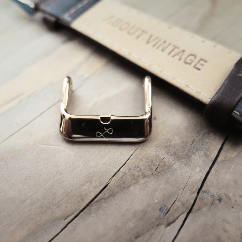 Bracelet en daim couleur sable signé AV86, en cuir haut de gamme, avec logo gravé et boucle ardillon plaquée or, pour la personnalisation de montres de luxe