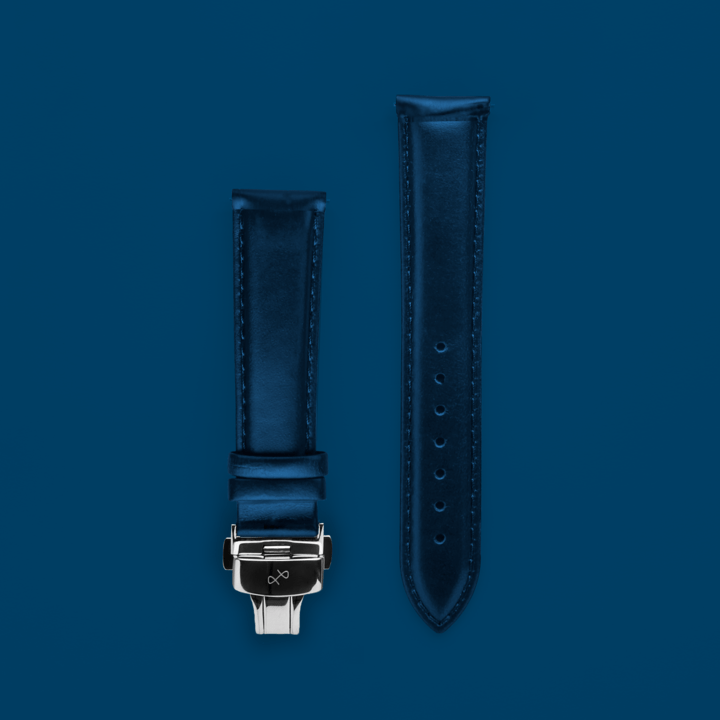 Boucle papillon - Bleu foncé par AV86 : bracelet en cuir de haute qualité en deux parties, doté d'une boucle papillon en acier inoxydable et d'un design minimaliste