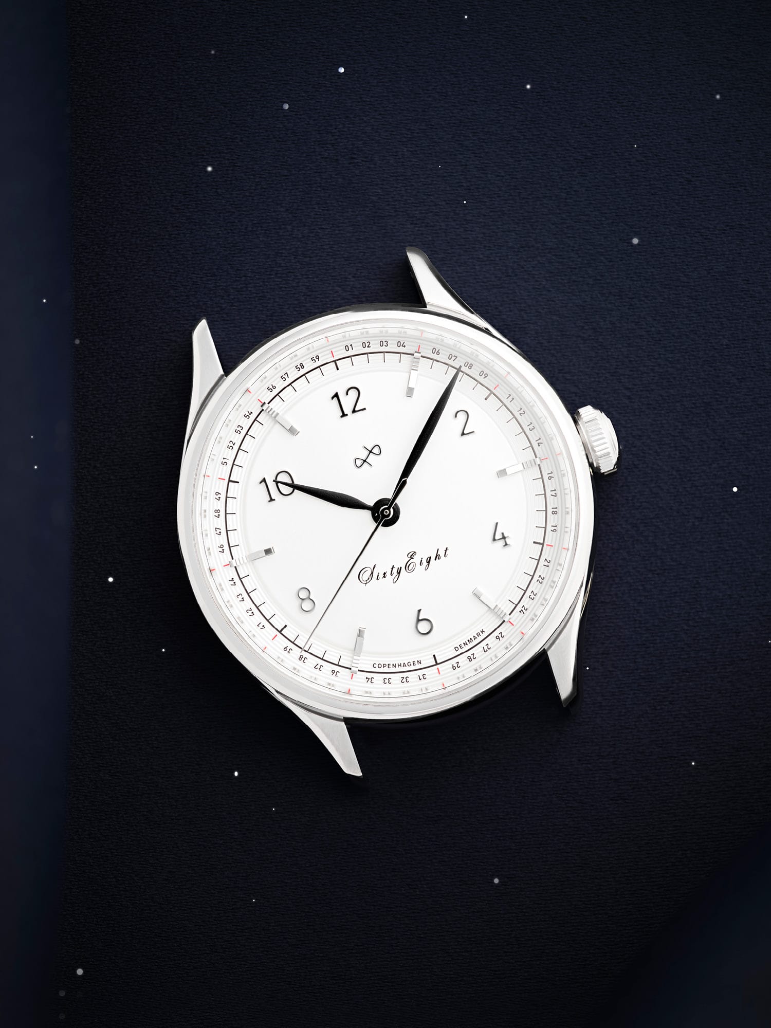 AV86의 1968 Sixtyeight: Sapphire Crystal, 미니멀한 다이얼, 광택 처리된 스틸 케이스를 갖춘 빈티지 스타일의 드레스 워치