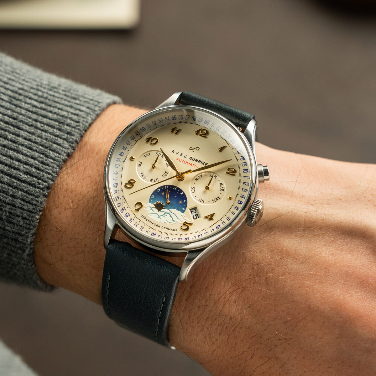 1564 Sunrise Automatic