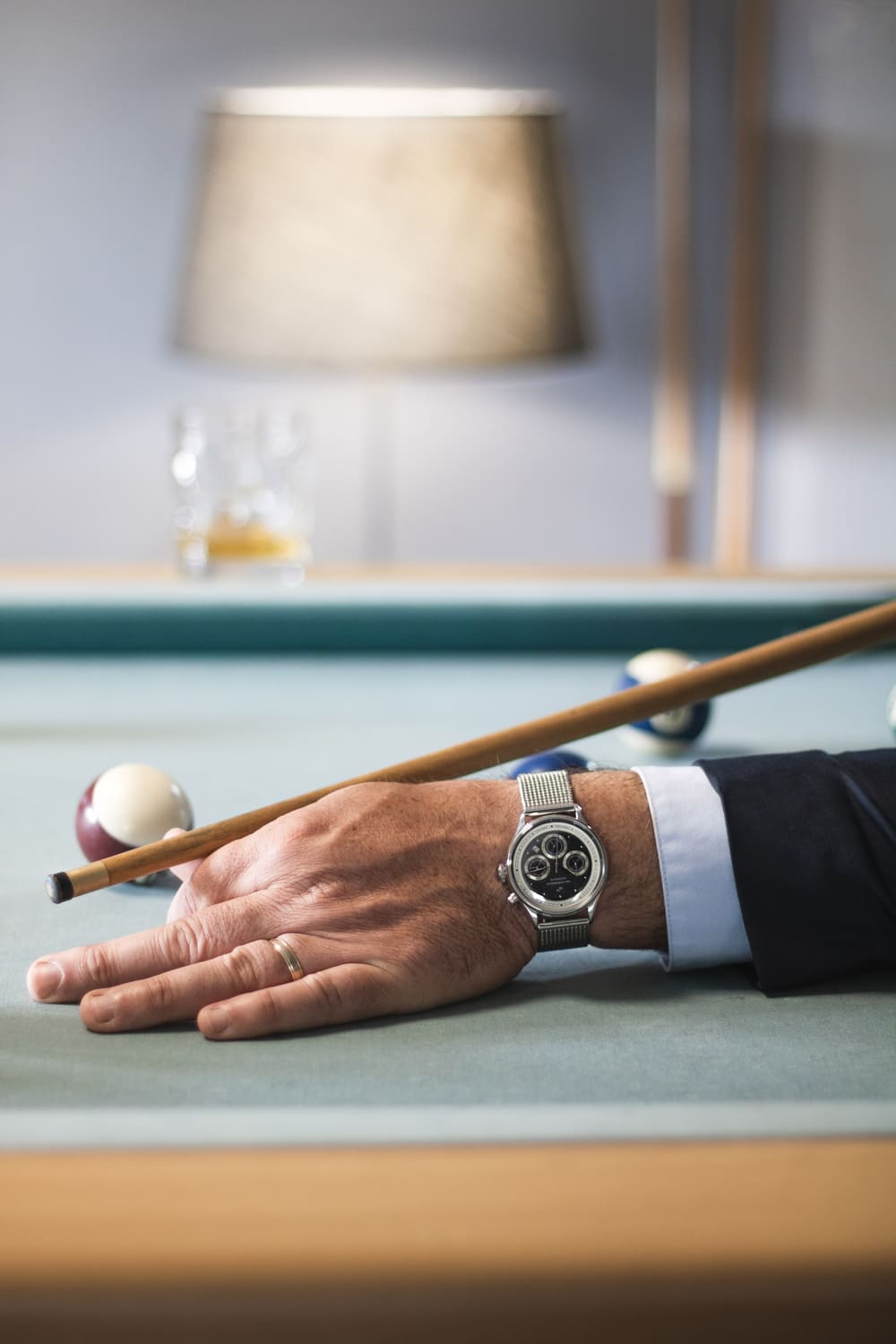 1564 Chronodate Automatic by AV86 with automatic chronograph, sapphire crystal, vintage dial, and stainless steel mesh strap in elegant setting