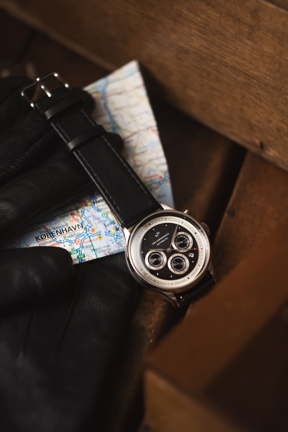 1564 Chronodate Automatic by AV86 featuring vintage chronograph dial, sapphire crystal, and black leather strap in refined setting