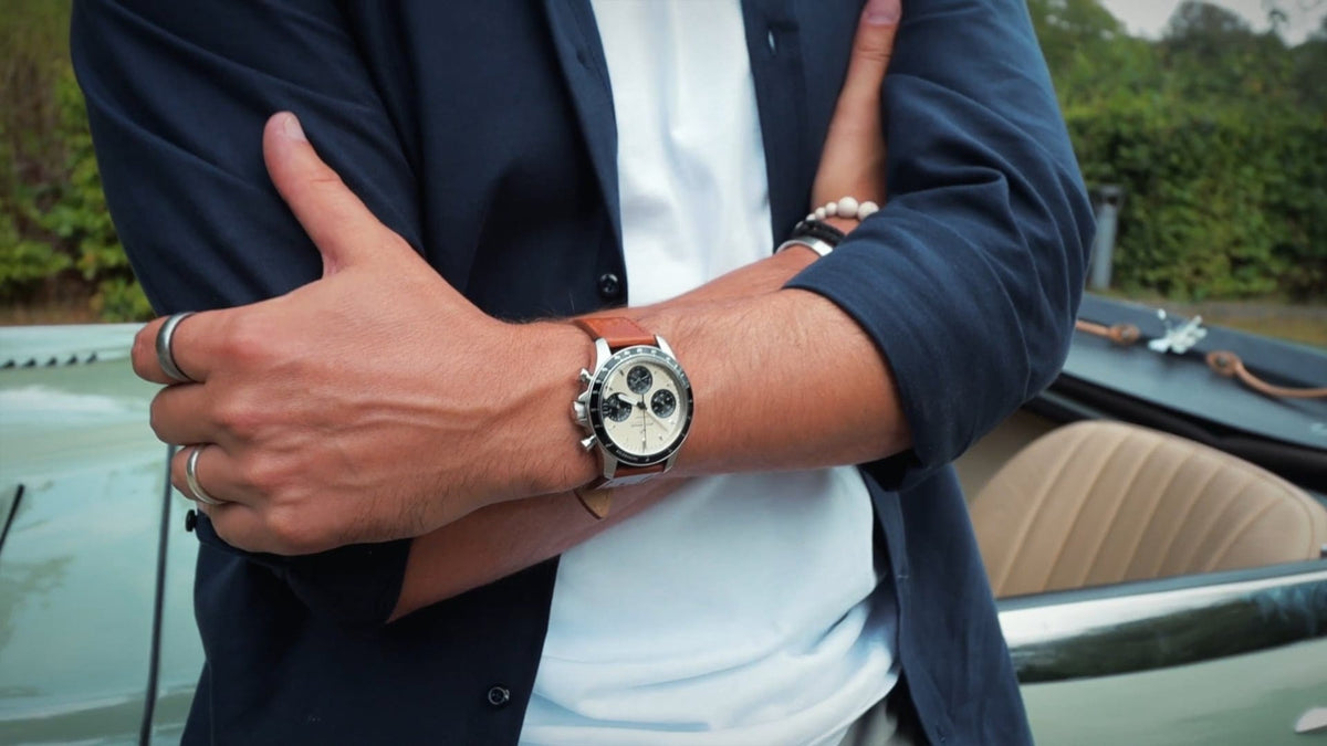 1960 Racing Chronograph, Steel / Navy & White | Free engraving | AV86