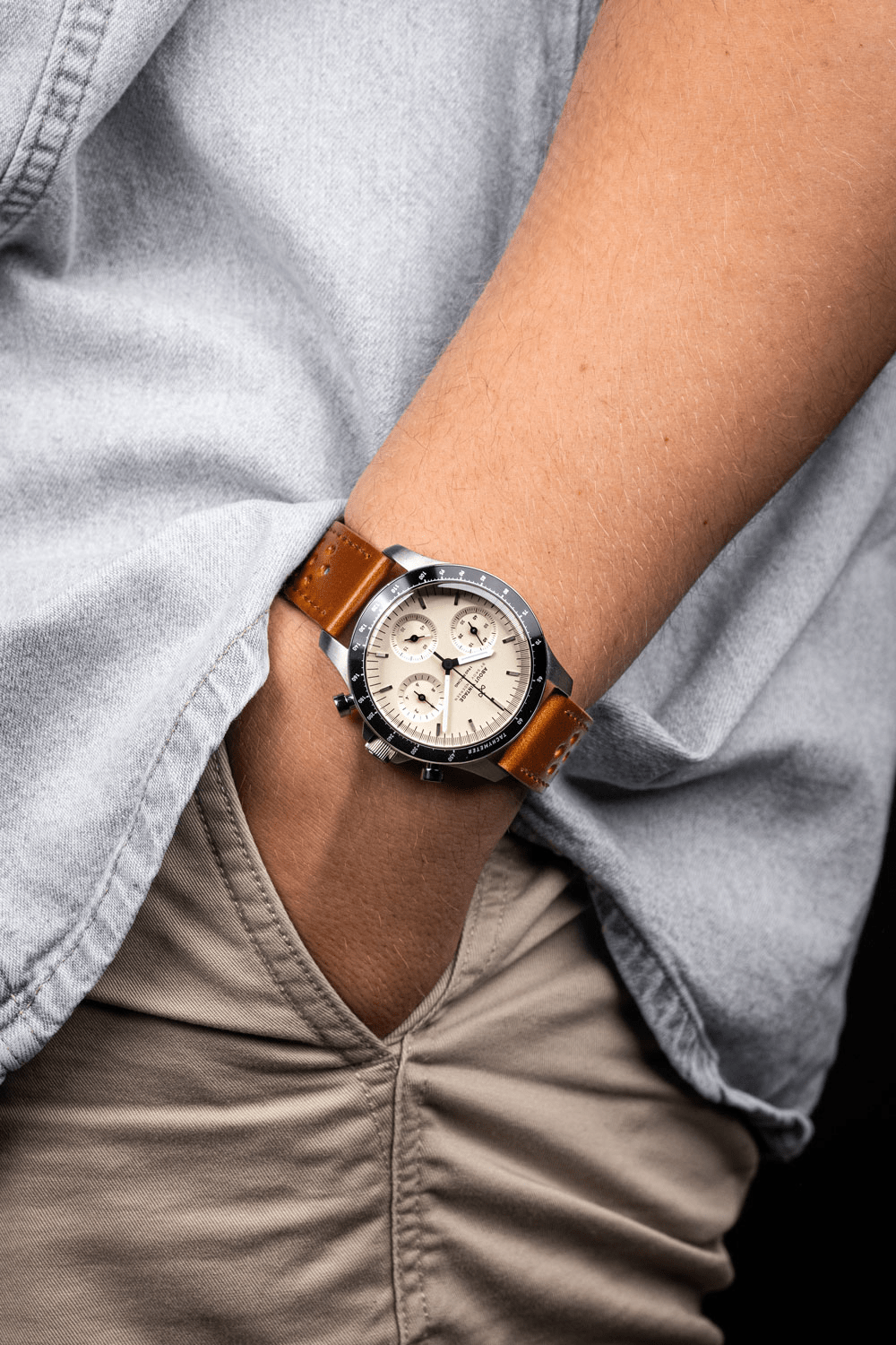 1960 Racing Chronograph by AV86 with vintage-inspired dial, chronograph function, sapphire crystal, and brown leather strap on wrist