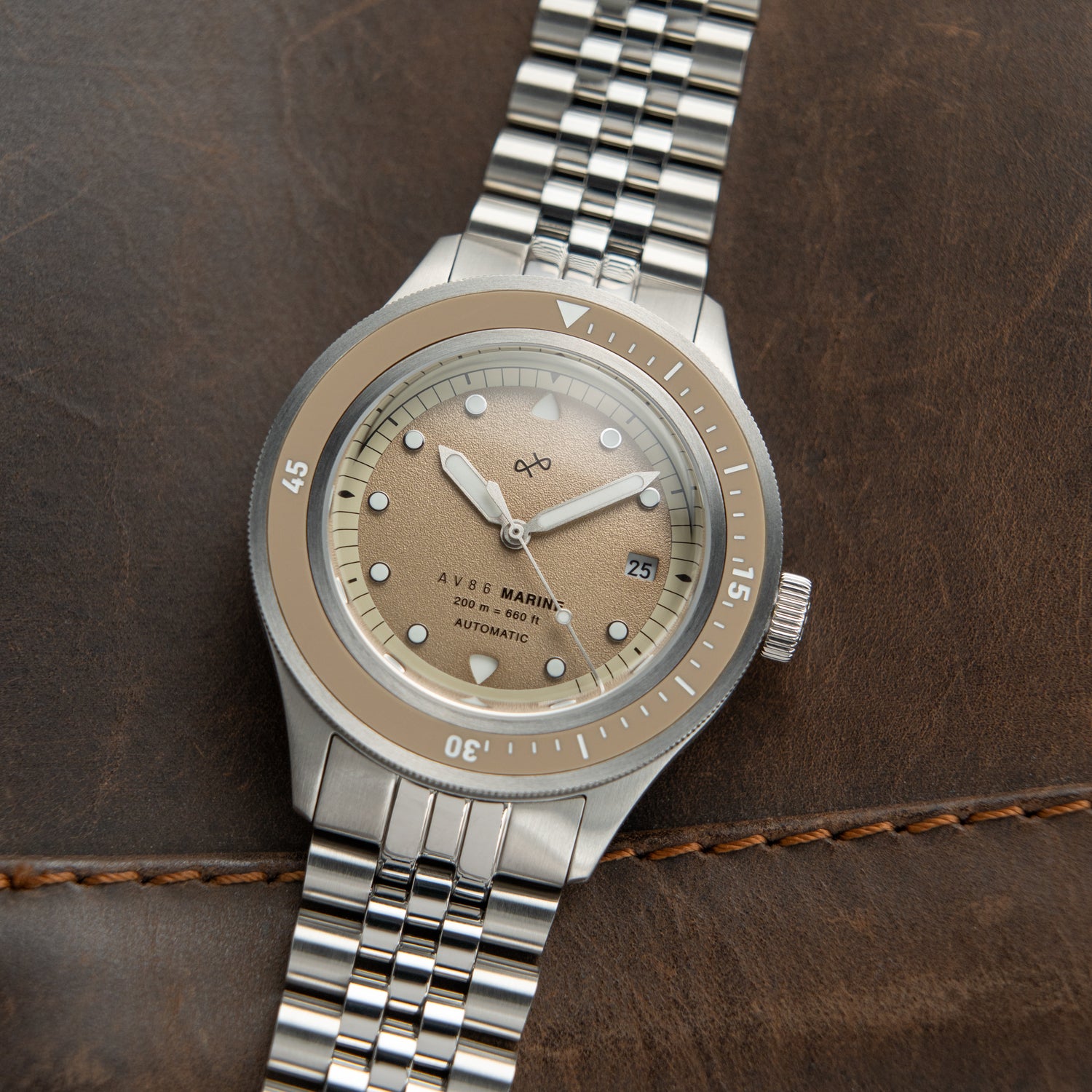 1956 Marine Automatic, Steel / Sand by AV86 vintage-inspired watch with sand-colored dial and stainless steel bracelet